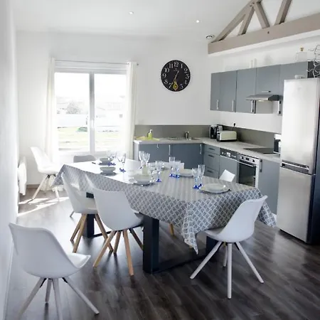 Le Defi Apartment *