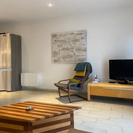 Le Defi Apartment