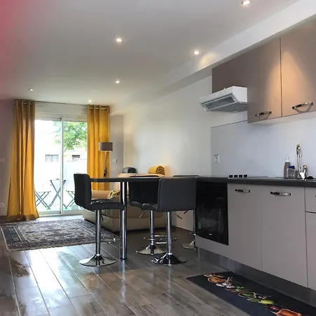 Le Defi Apartment