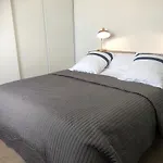 Le Defi Apartment *